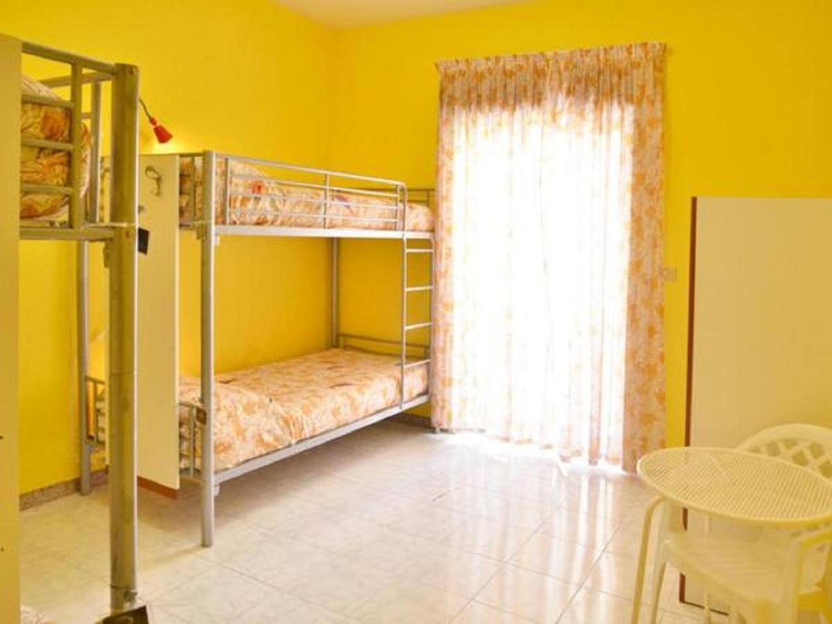 Gianni House Backpackers Hostel 지아르디니낙소스 외부 사진