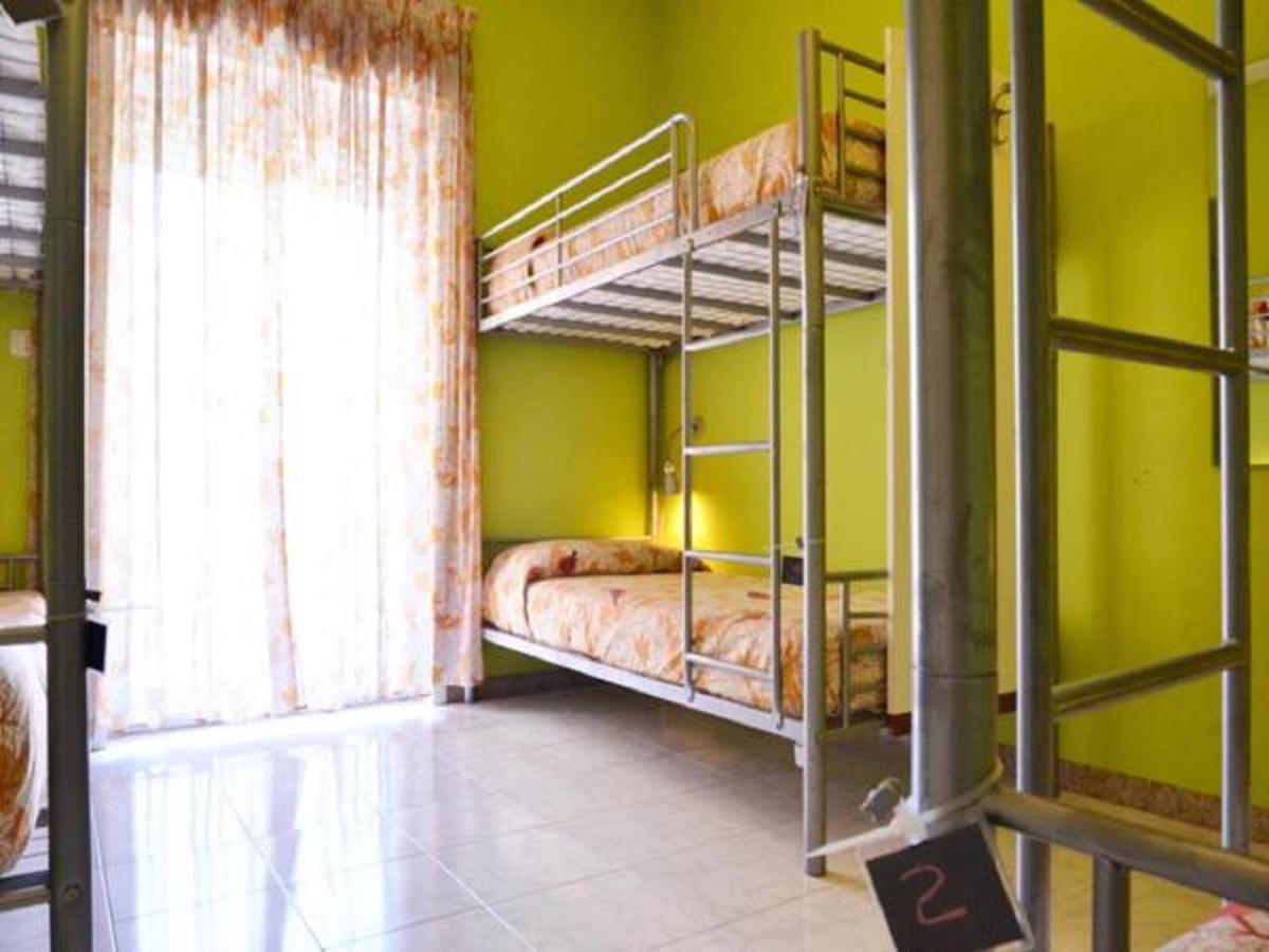 Gianni House Backpackers Hostel 지아르디니낙소스 외부 사진